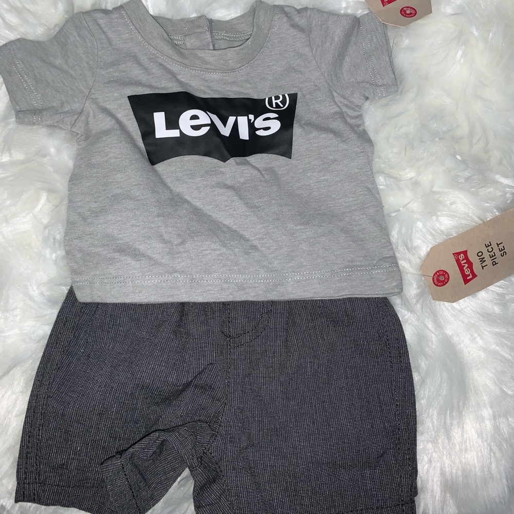Levi’s infant set